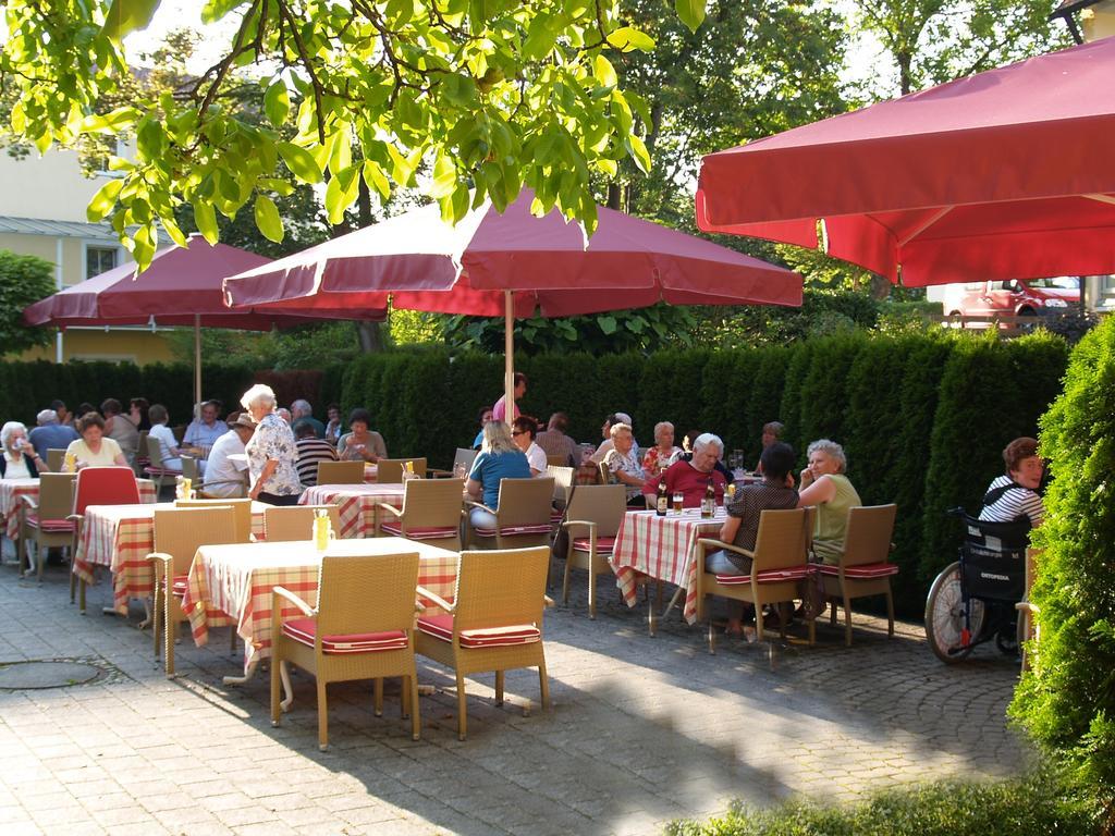 Kurhotel Kaiser Trajan Bad Goegging Exterior photo